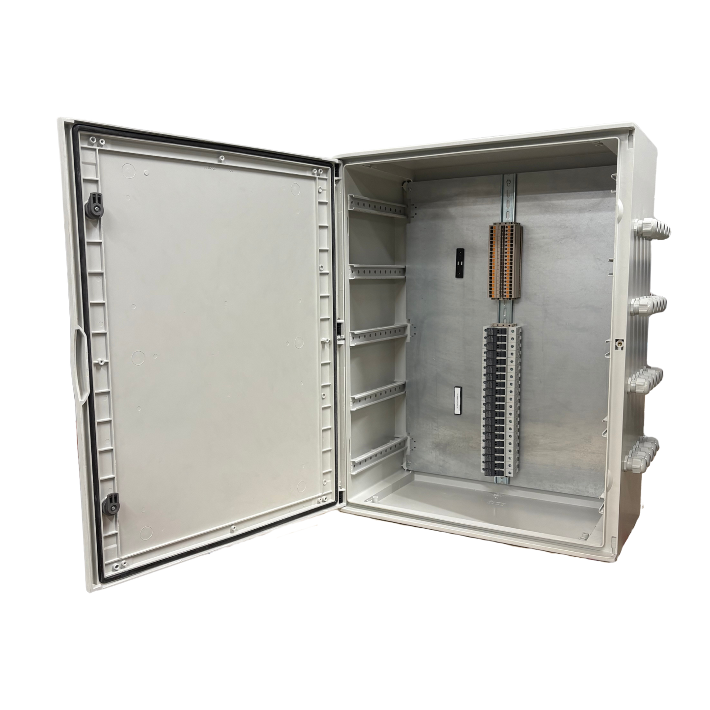 1500v DC 20-Way Combiner Box